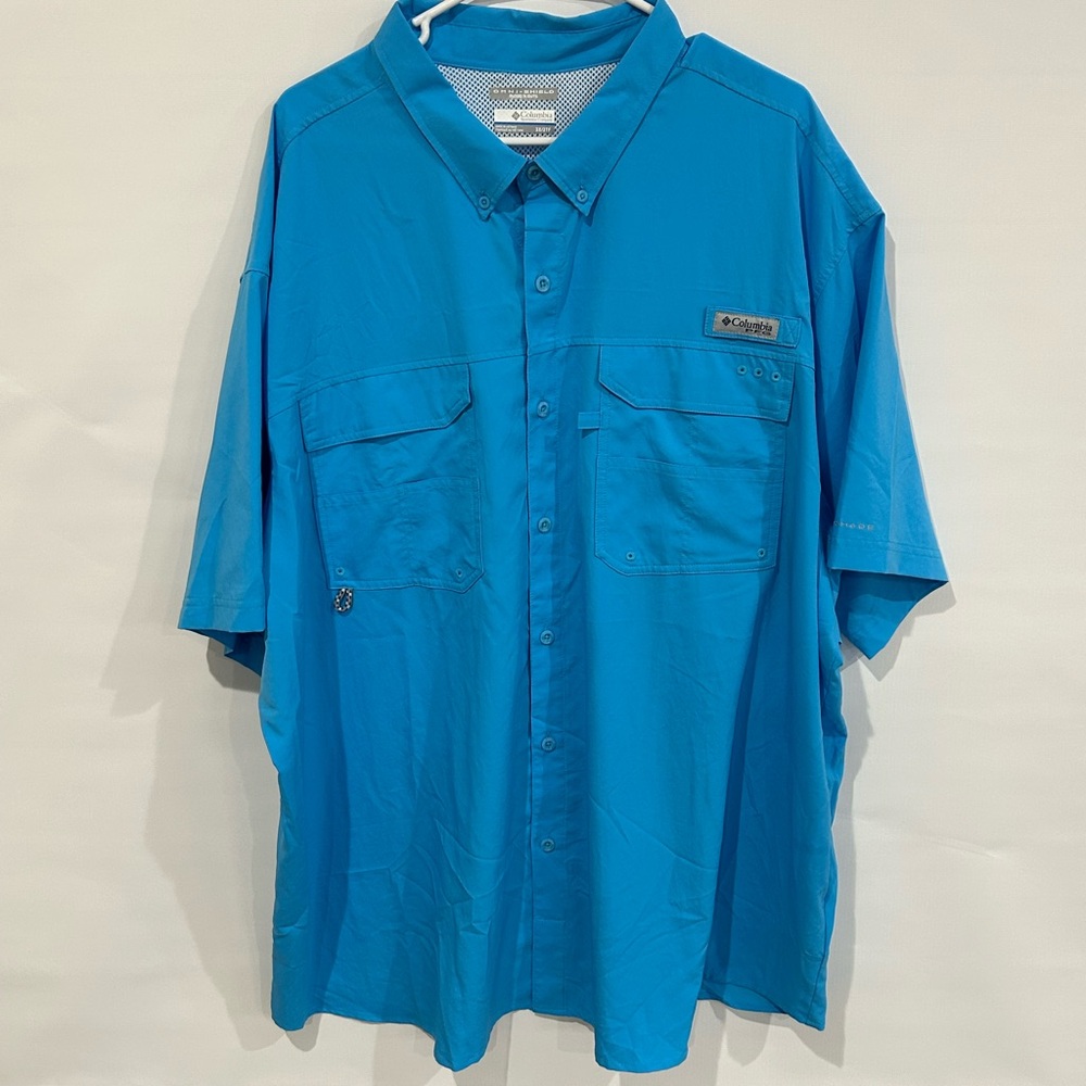 Columbia Men's Vibrant Blue Casual Shirt